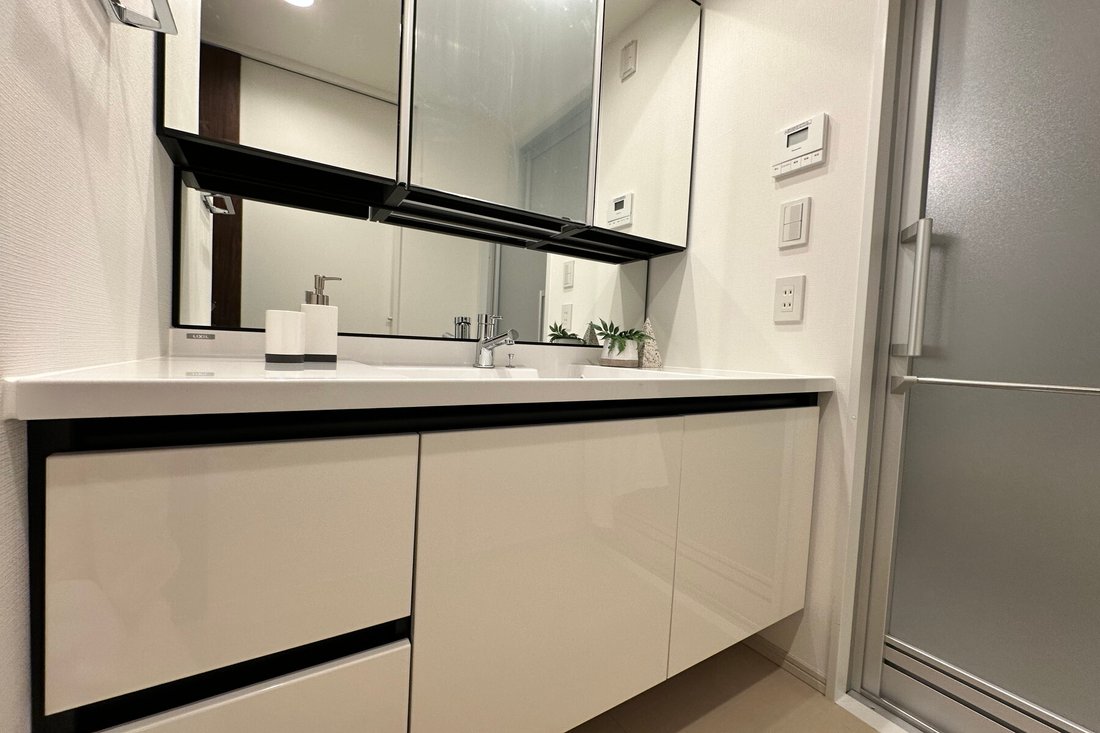 Condo in Toshima City, Tokyo, Japan 5 - 16985209