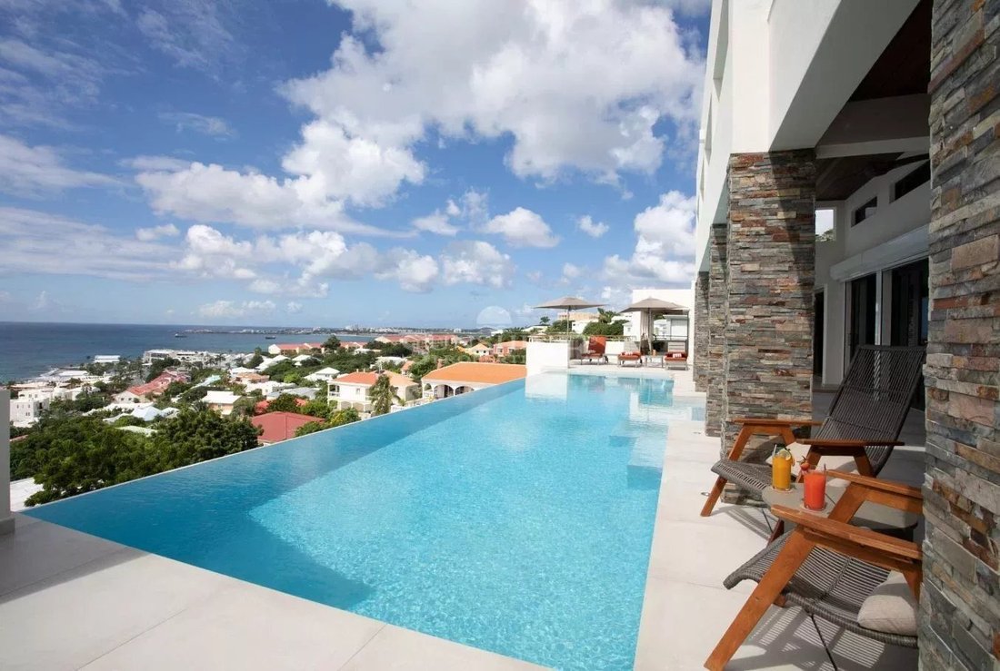 Villa in Simpson Bay, Sint Maarten 1 - 16981515