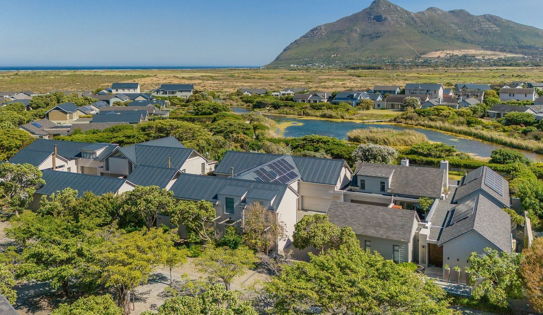 Curated visual reference: Fresh Look at Eco Conscious Luxury Living In Lake In Cape Town Western