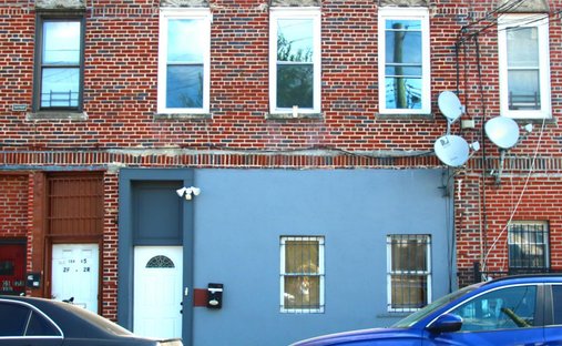 House in New York, New York, United States 1