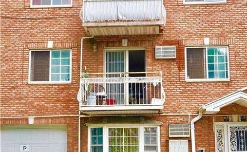House in New York, New York, United States 1