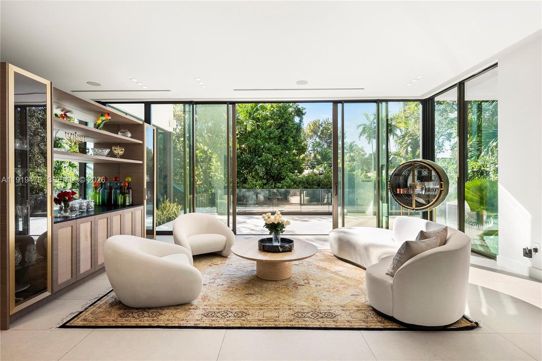 House in Miami, Florida, United States 5 - 16700965