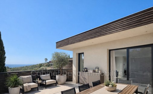 Villa in Bandol, Provence-Alpes-Côte d'Azur, France 1