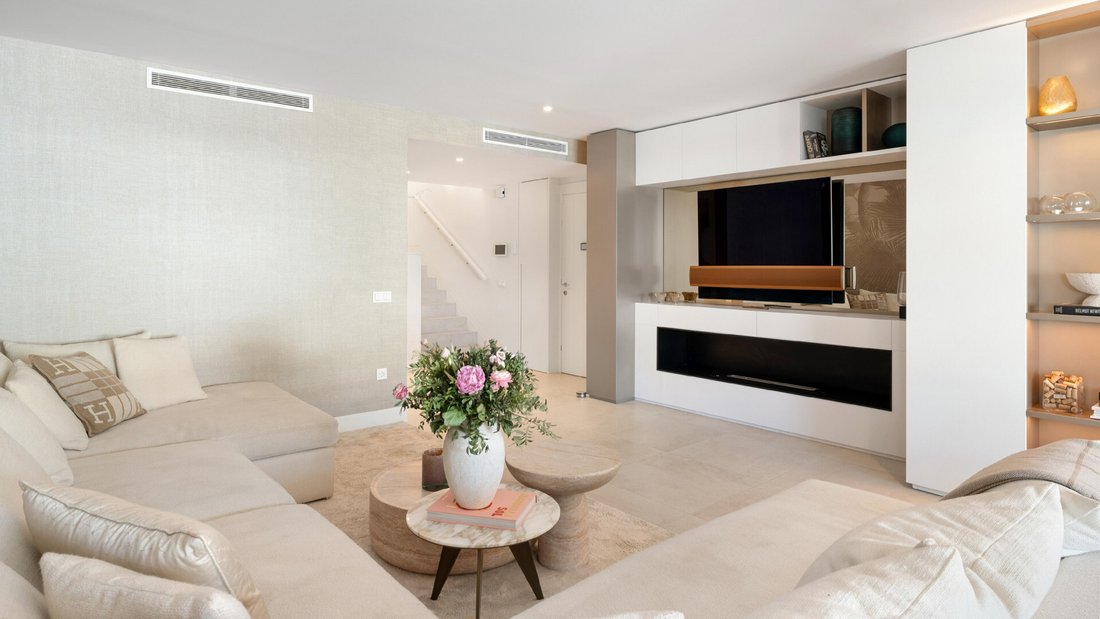 Penthouse in Marbella, Andalusia, Spain 5 - 16983319