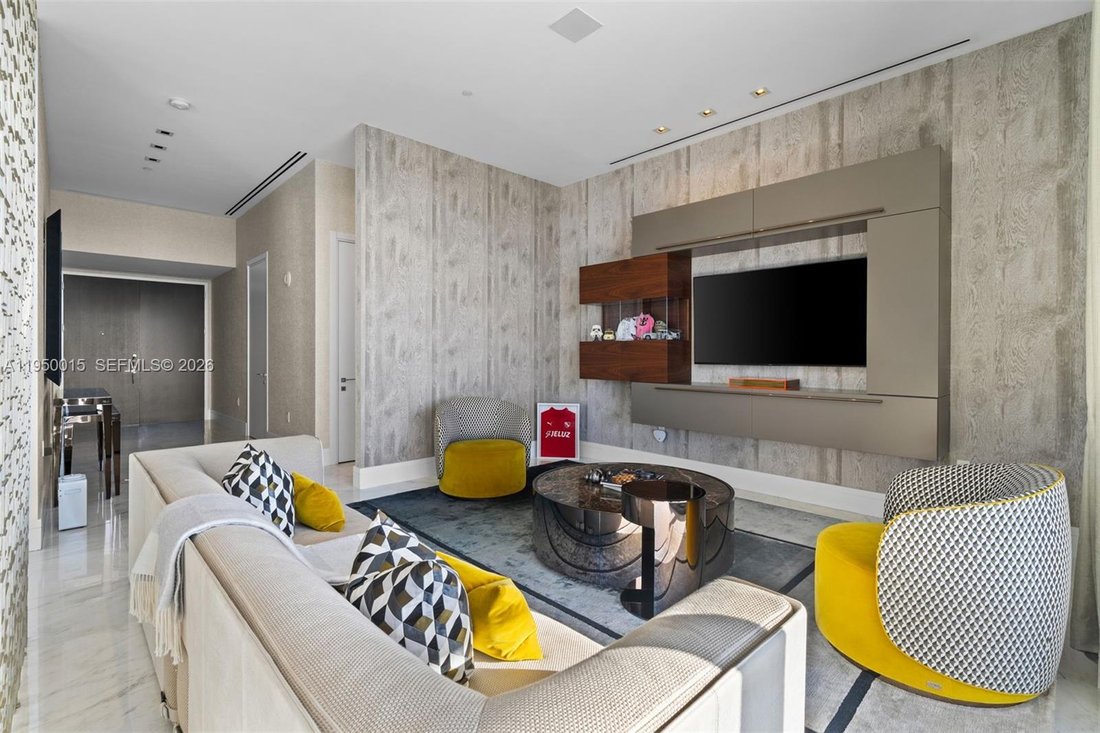 Condo in Sunny Isles Beach, Florida, United States 2 - 16982985