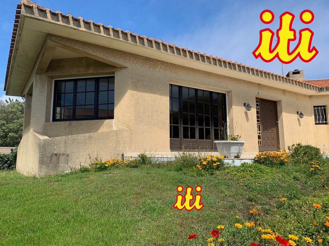 House in Les Sables-d'Olonne, Pays de la Loire, France 1 - 16985042