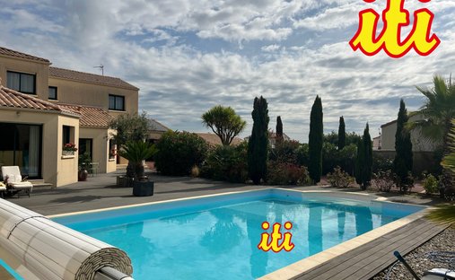 House in Les Sables-d'Olonne, Pays de la Loire, France 1