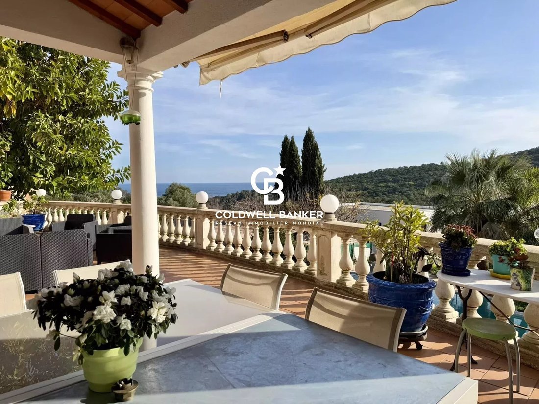 House in Sud, Cavalaire-sur-Mer, France 4 - 16981520
