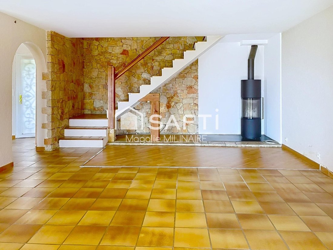 Casa a Saint-Raphaël, Provenza-Alpi-Costa Azzurra, Francia 4 - 16035588