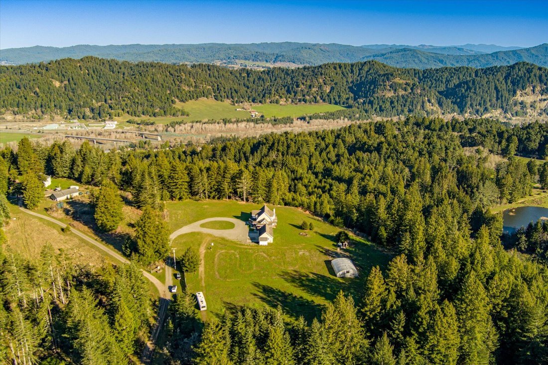 Rio Dell, California, United States 4 - 16981309