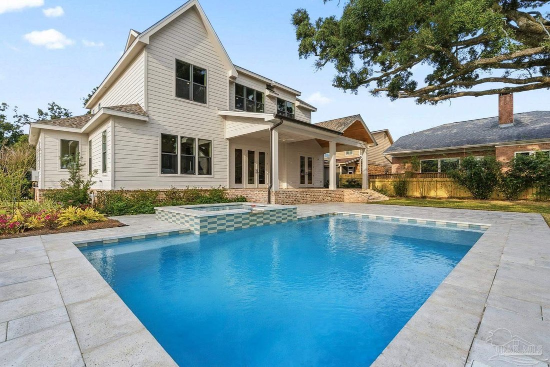 House in Pensacola, Florida, United States 1 - 16977380