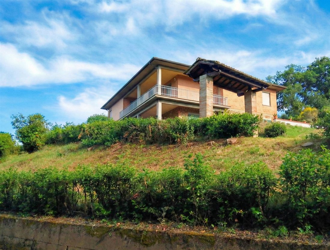 Villa in Lajatico, Tuscany, Italy 1 - 16983698