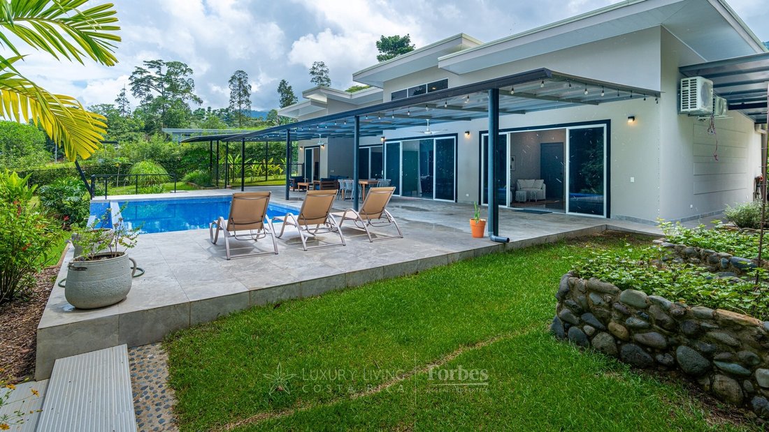Condo in Bahía Ballena, Puntarenas Province, Costa Rica 1 - 16981670