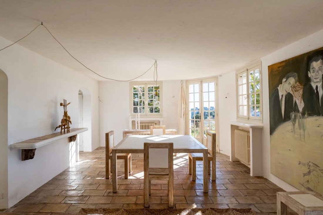 Villa in Saint-Paul-de-Vence, Provence-Alpes-Côte d'Azur, France 5 - 16983356
