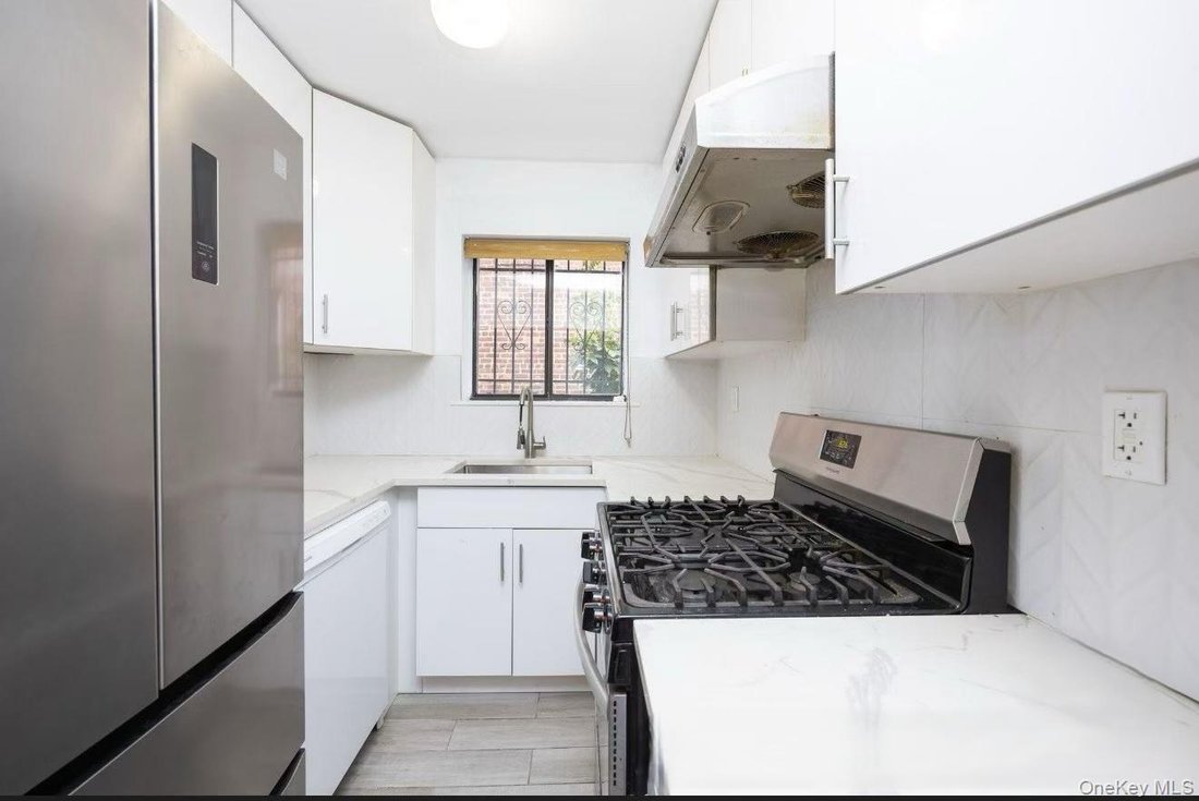 House in New York, New York, United States 3 - 16978113