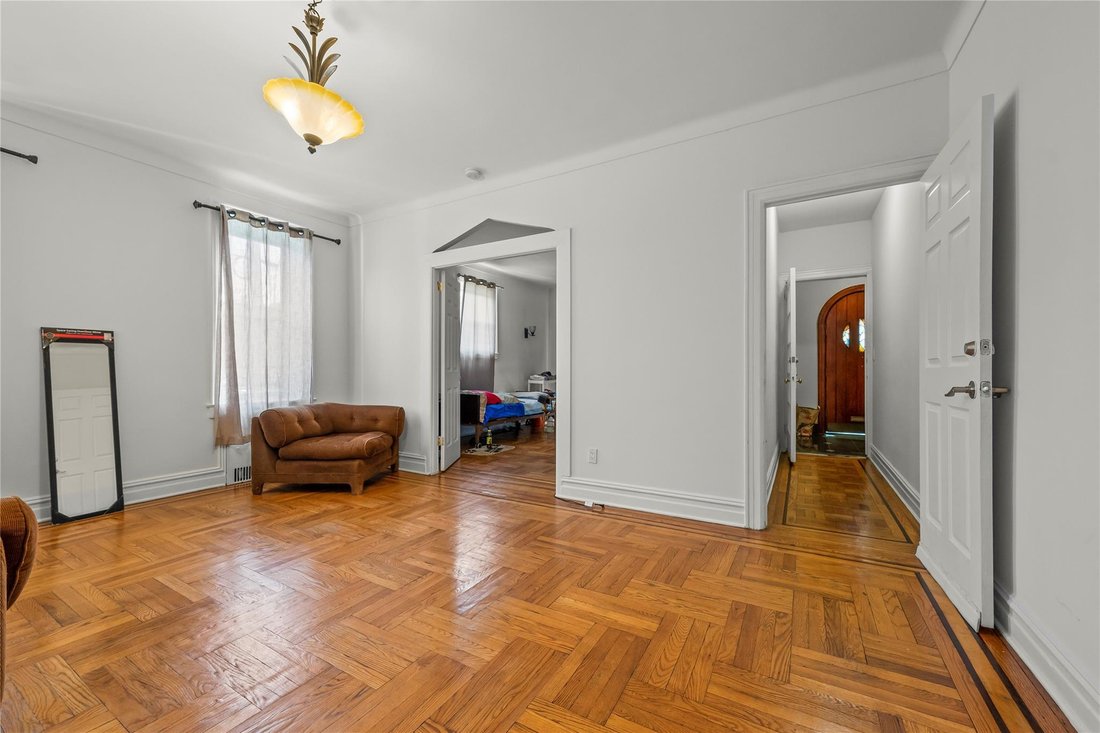 House in New York, New York, United States 2 - 16979598