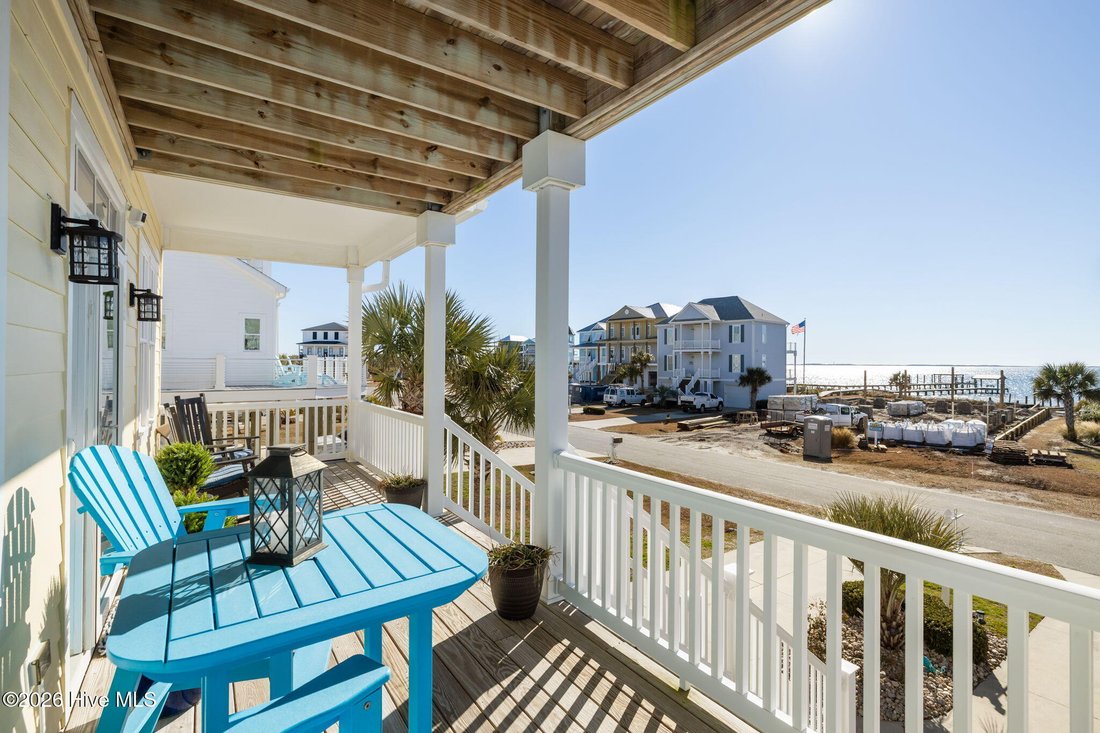 House in Harkers Island, North Carolina, United States 3 - 16982850