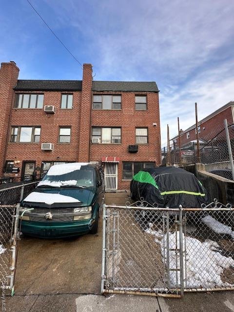 House in New York, New York, United States 1 - 16980412