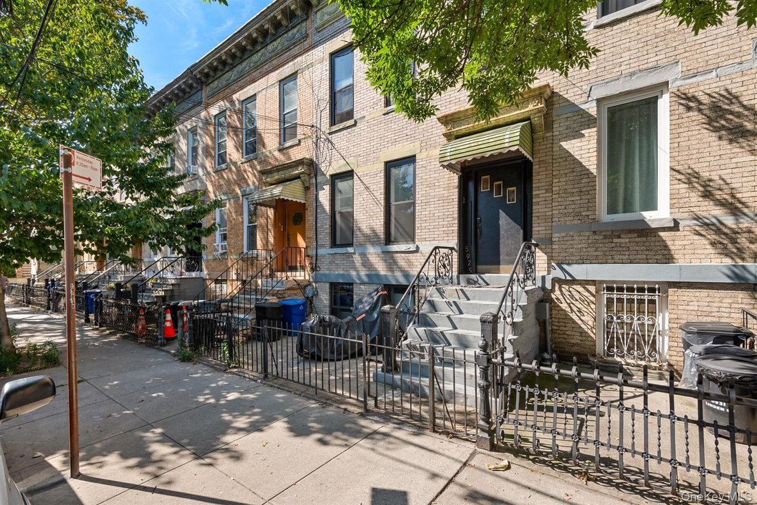 House in New York, New York, United States 2 - 16978930