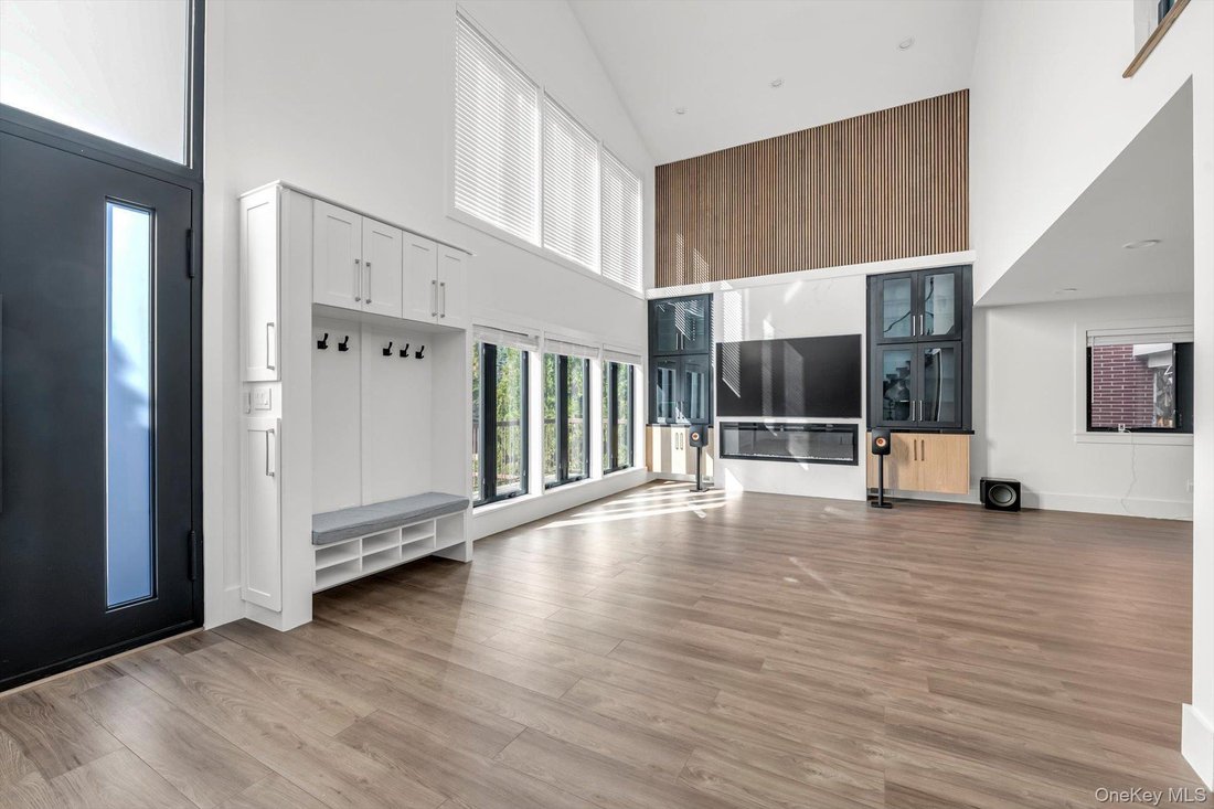 House in New York, New York, United States 4 - 16978527