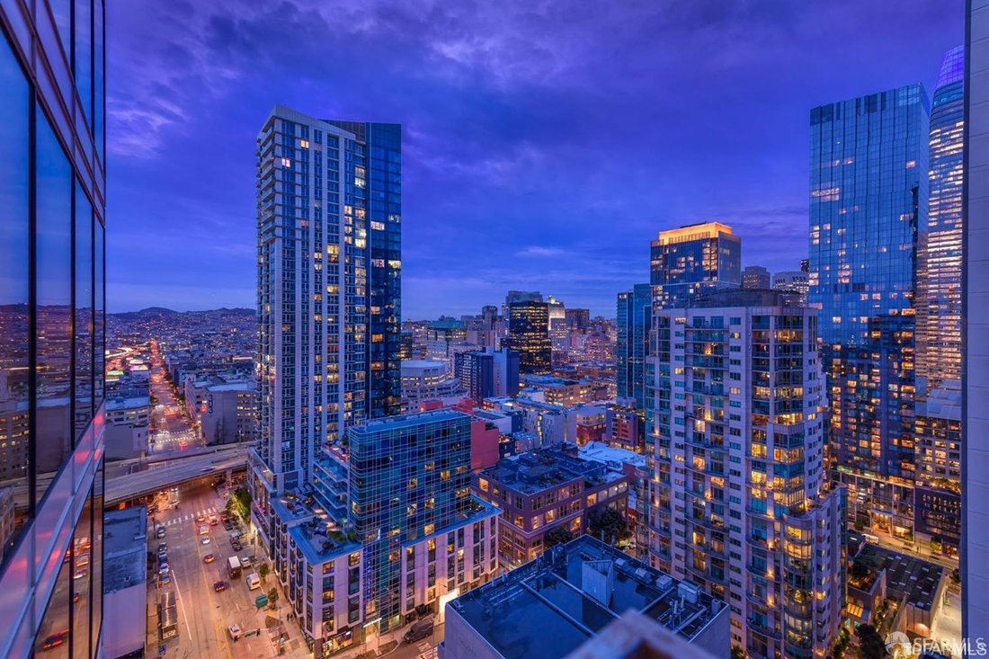 Condo in San Francisco, California, United States 4 - 16975026