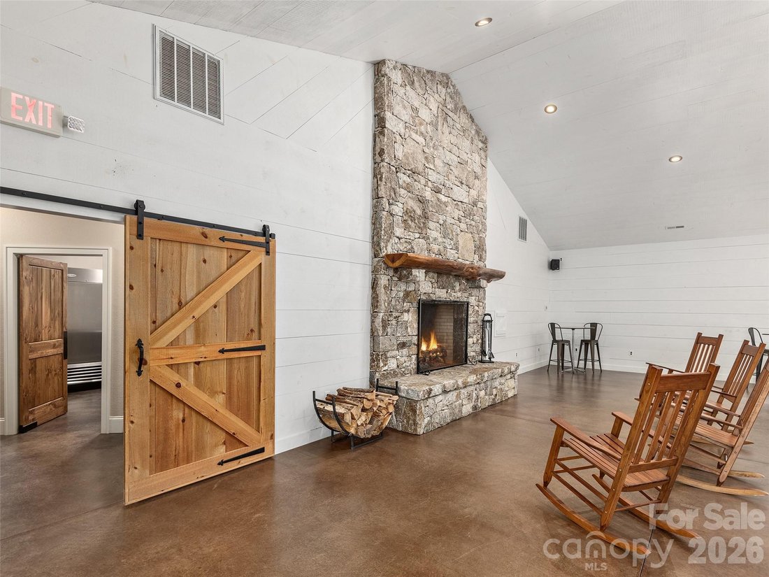 House in Canton, North Carolina, United States 4 - 16817041