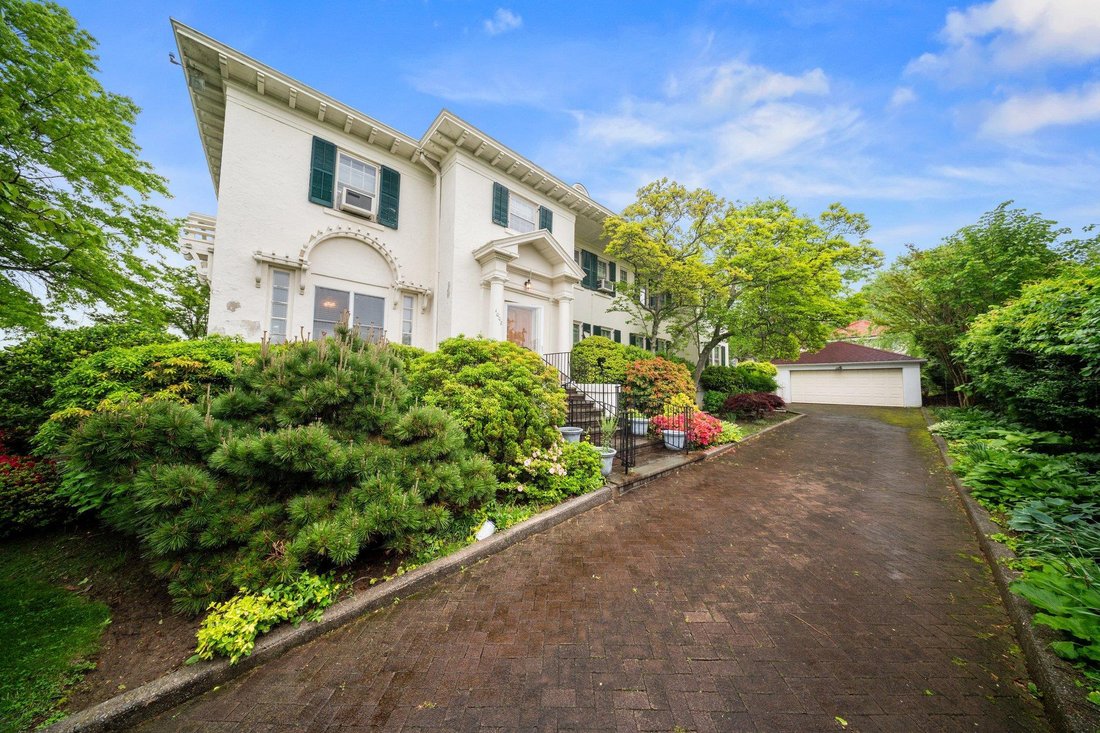 House in New York, New York, United States 2 - 16979768