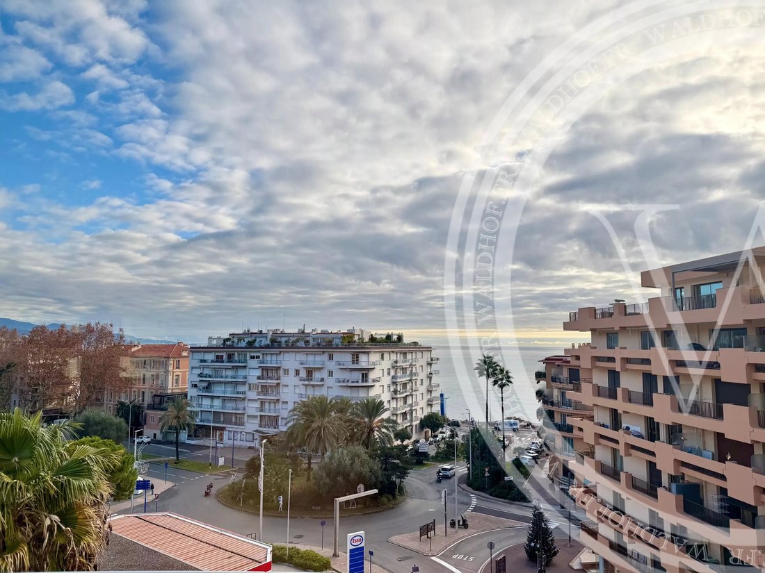 Penthouse in Menton, Provence-Alpes-Côte d'Azur, France 1 - 16981488