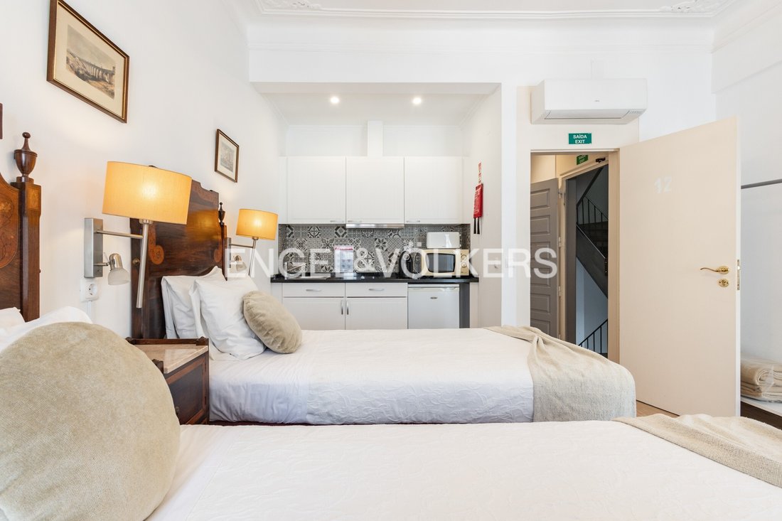 Apartment in Misericordia, Lisbon, Portugal 4 - 16981712
