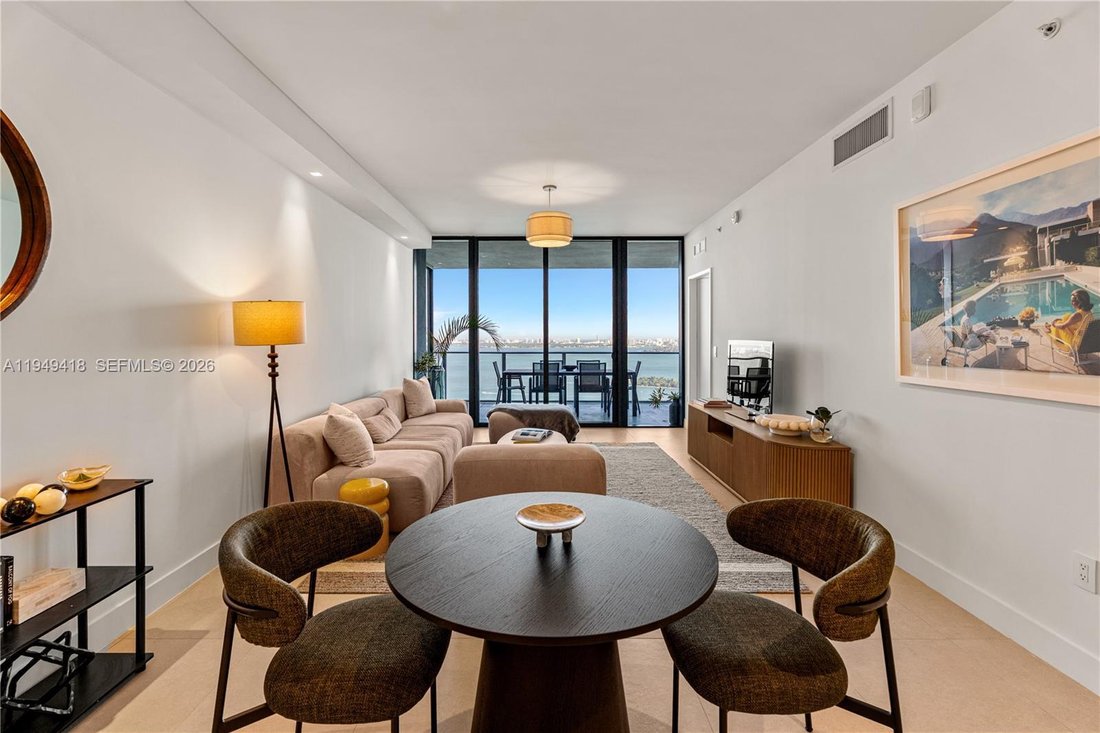 Condo in Miami, Florida, United States 1 - 16983157