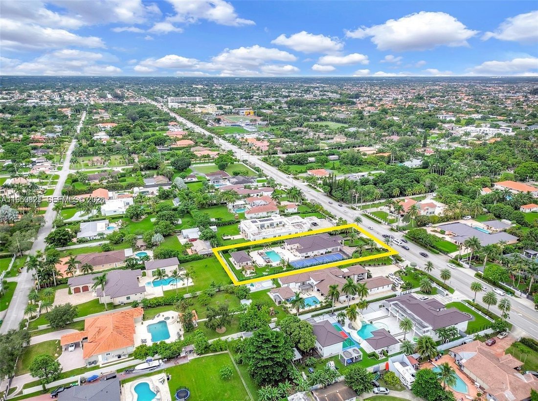 House in Miami, Florida, United States 4 - 16983008