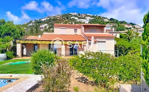 House in Le Dramont-Agay-Anthéor-Le Trayas, Saint-Raphaël, France 1