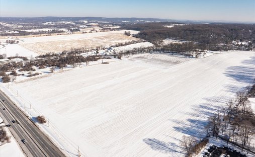 Land in Clinton Township, New Jersey, United States 1