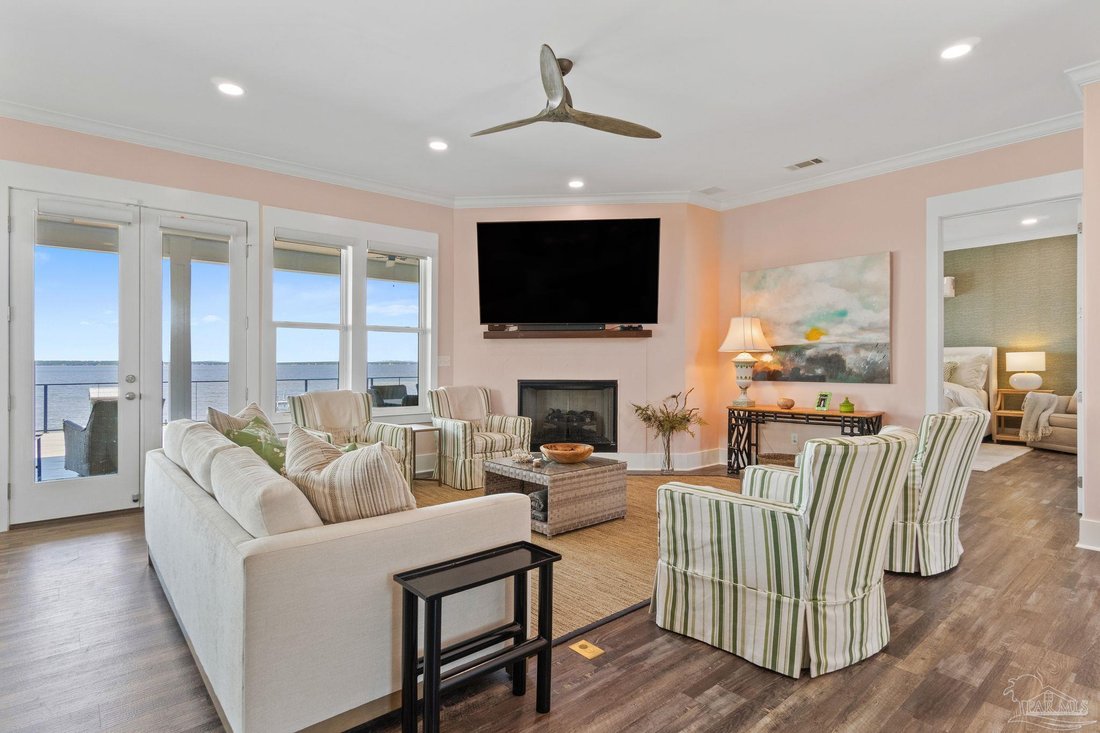 House in Pensacola, Florida, United States 4 - 16977295