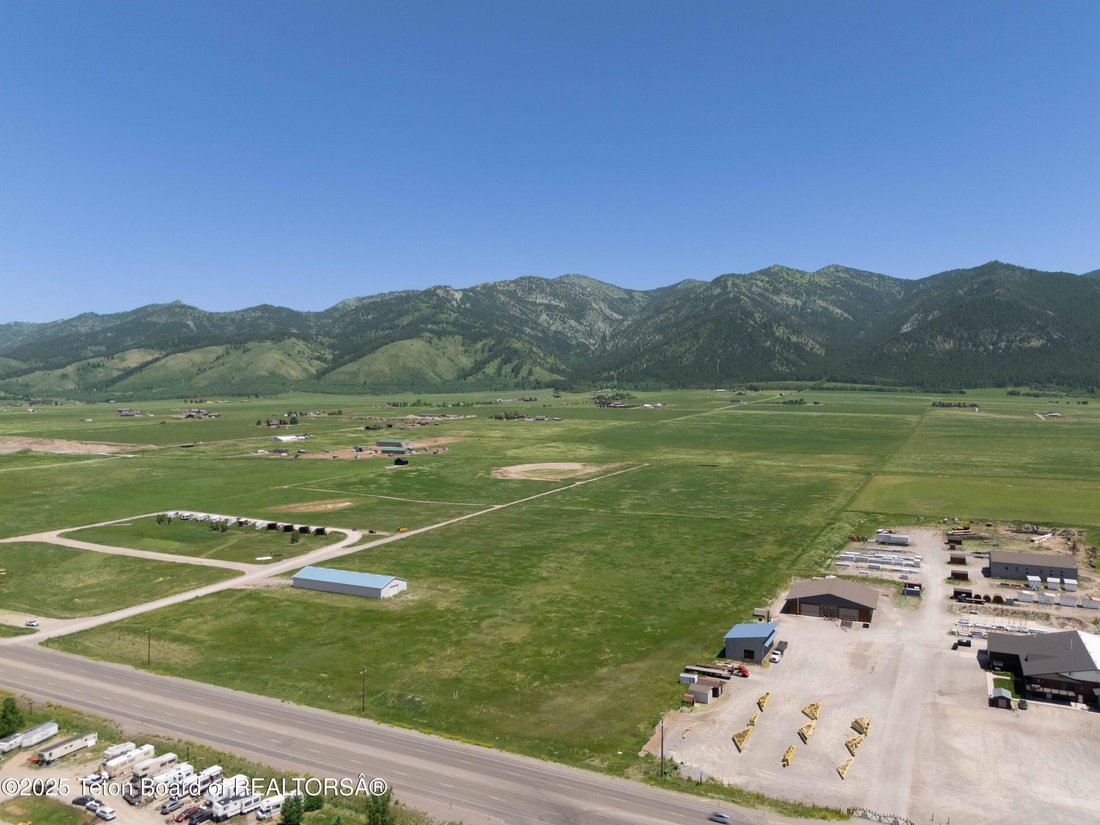 Land in Freedom, Wyoming, United States 2 - 16984289
