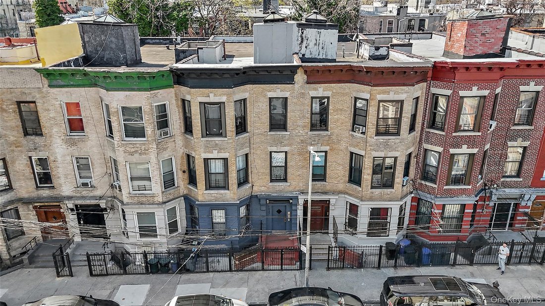 House in New York, New York, United States 3 - 16979900