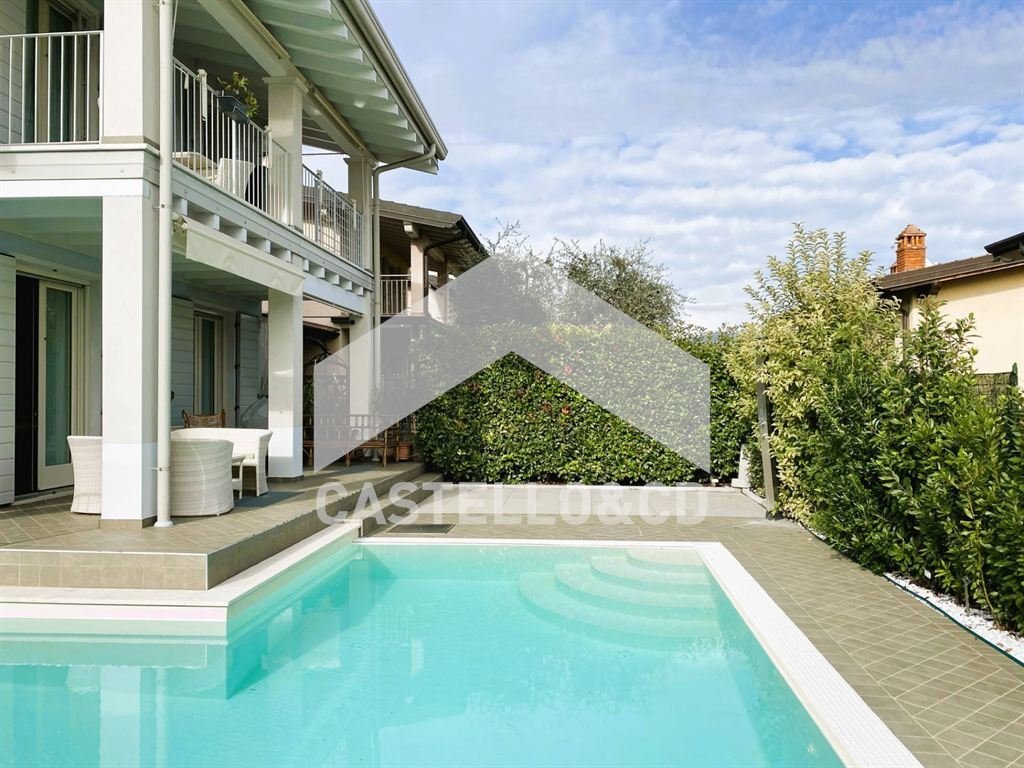 Villa in Polpenazze del Garda, Lombardy, Italy 2 - 16983553
