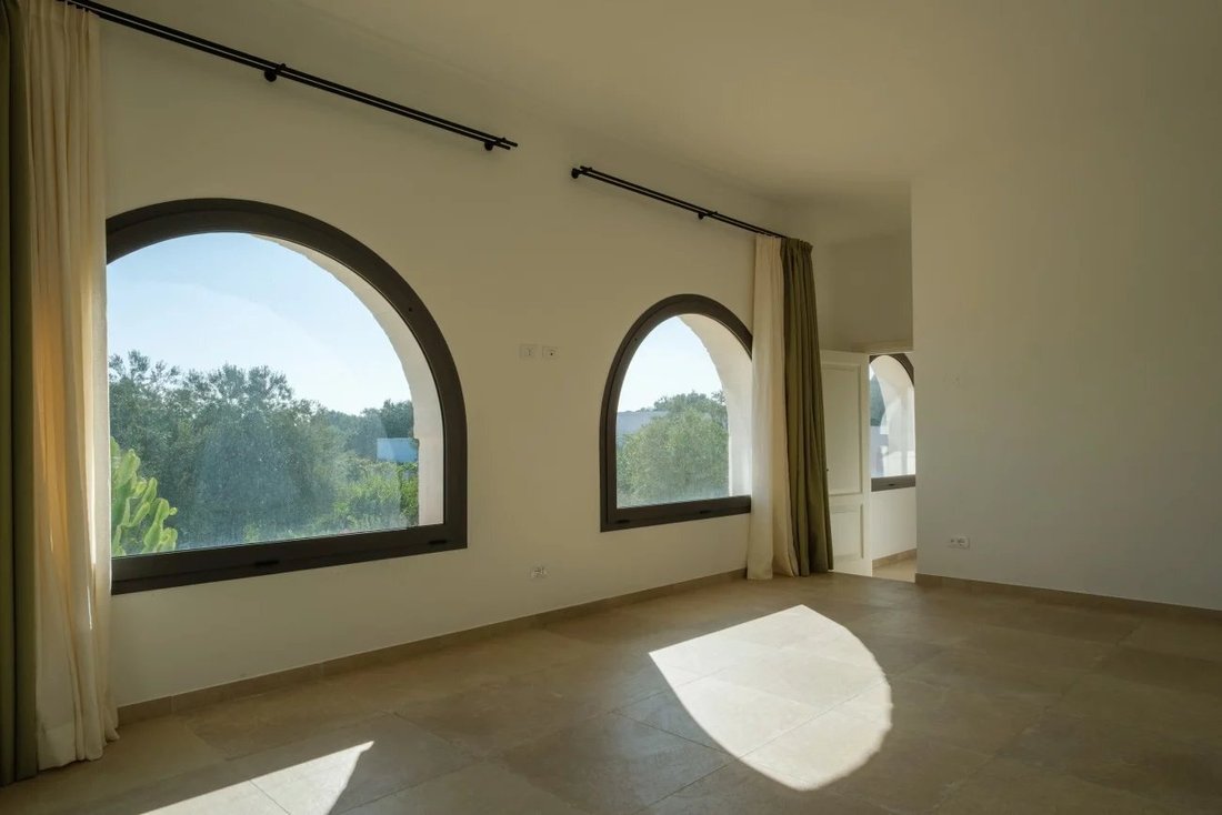 House in Tamburroni-Grottone-Rosara, Ostuni, Apulia 5 - 15728454