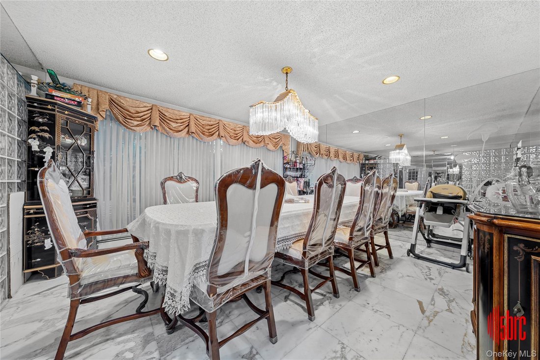 House in New York, New York, United States 4 - 16979882