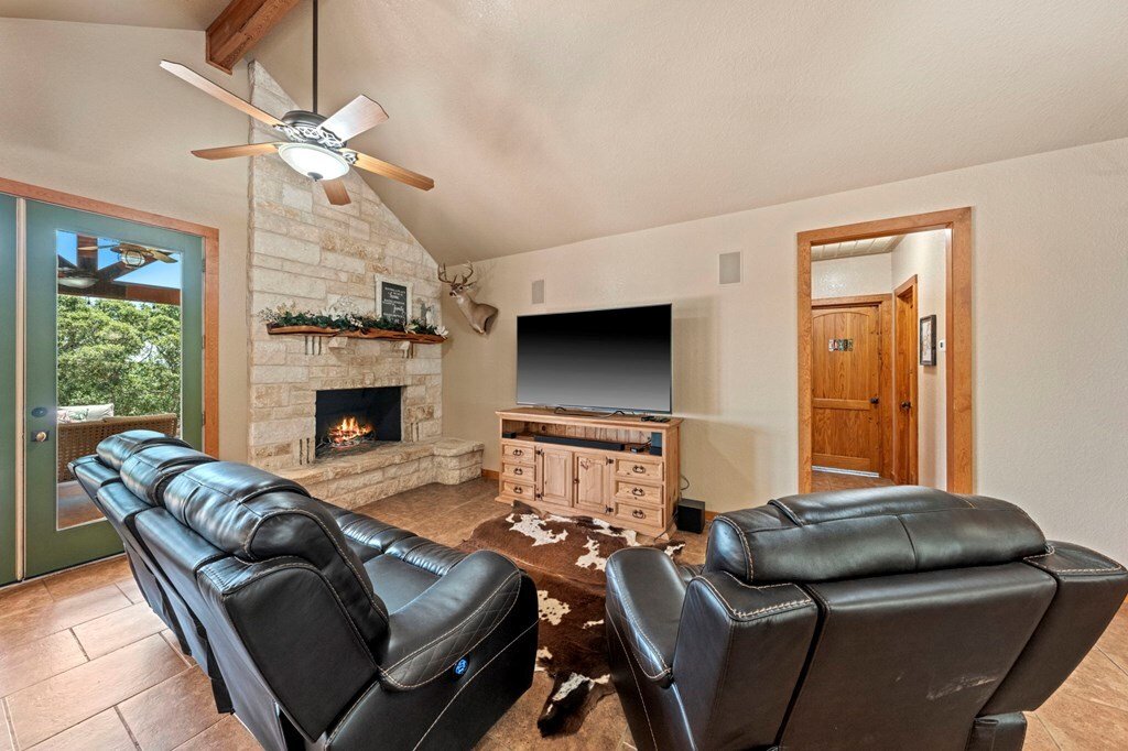 House in Ingram, Texas, United States 5 - 16977738