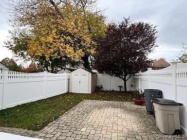 House in New York, New York, United States 4 - 16980317