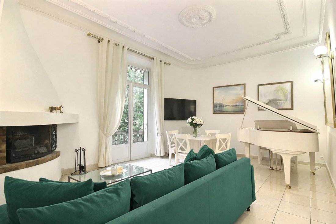 Apartment in La Source, Cannes, France 1 - 16981483