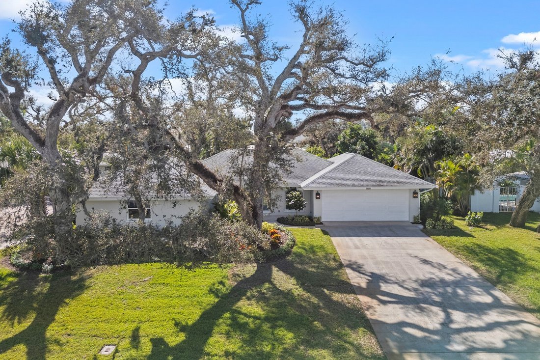 House in Vero Beach, Florida, United States 1 - 16981989