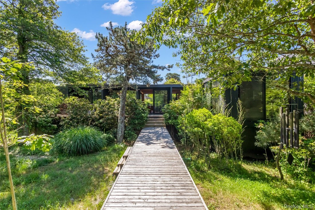House in Yaphank, New York, United States 1 - 16978967
