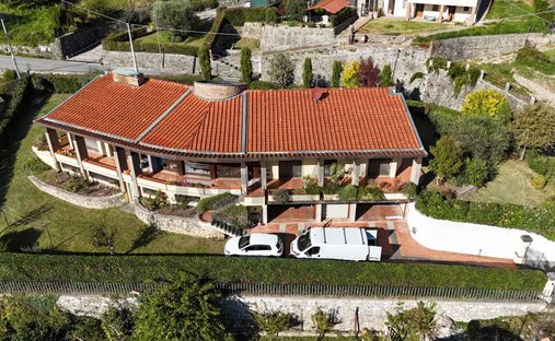 Villa a Bagni di Lucca, Toscana, Italia 1