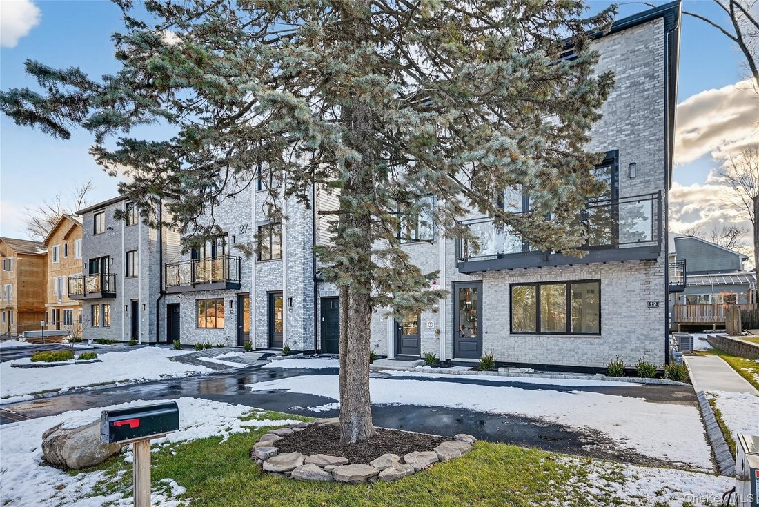 Condo in Spring Valley, New York, United States 3 - 16979377