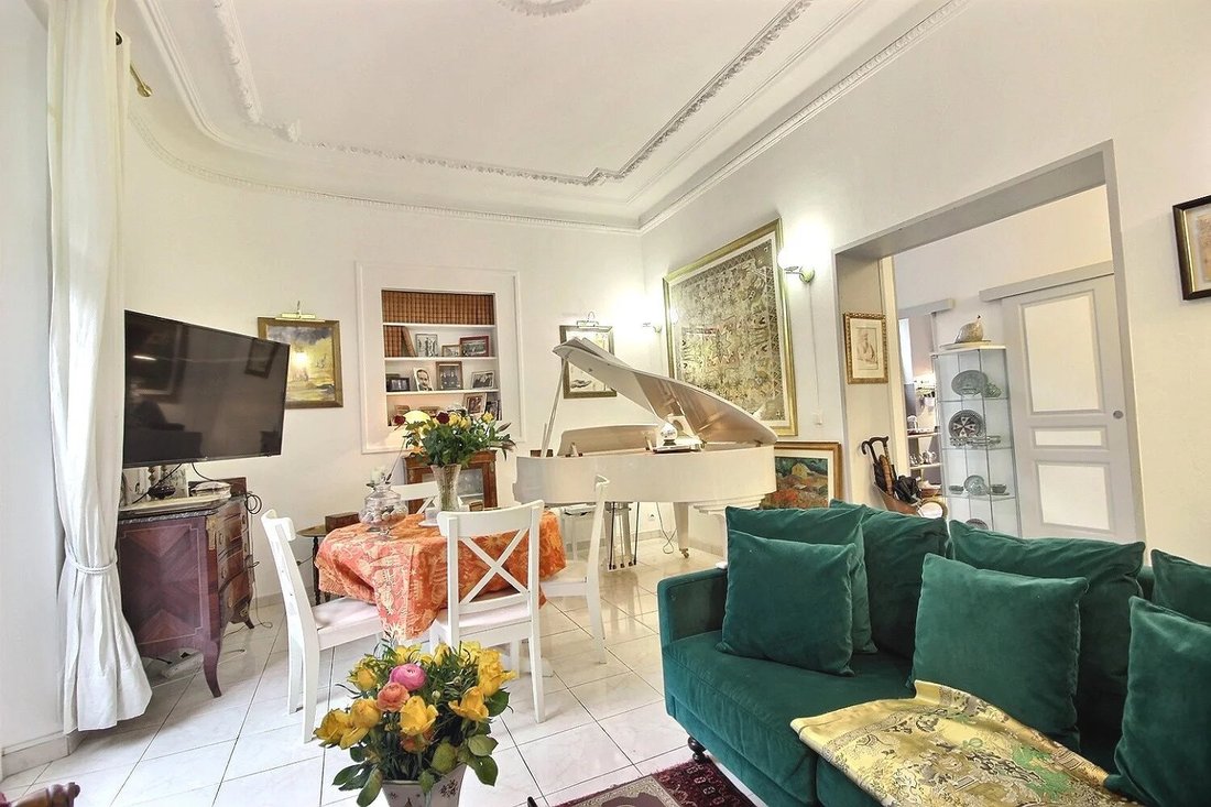 Apartment in La Source, Cannes, France 5 - 16981483