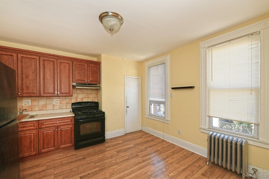 House in New York, New York, United States 5 - 16979216