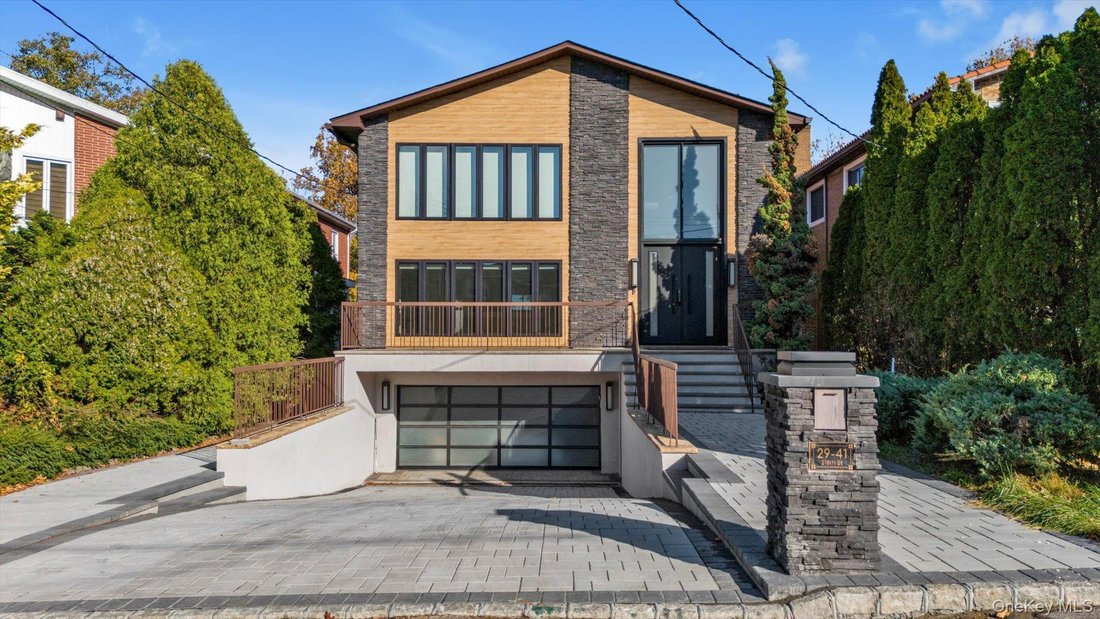 House in New York, New York, United States 1 - 16978527