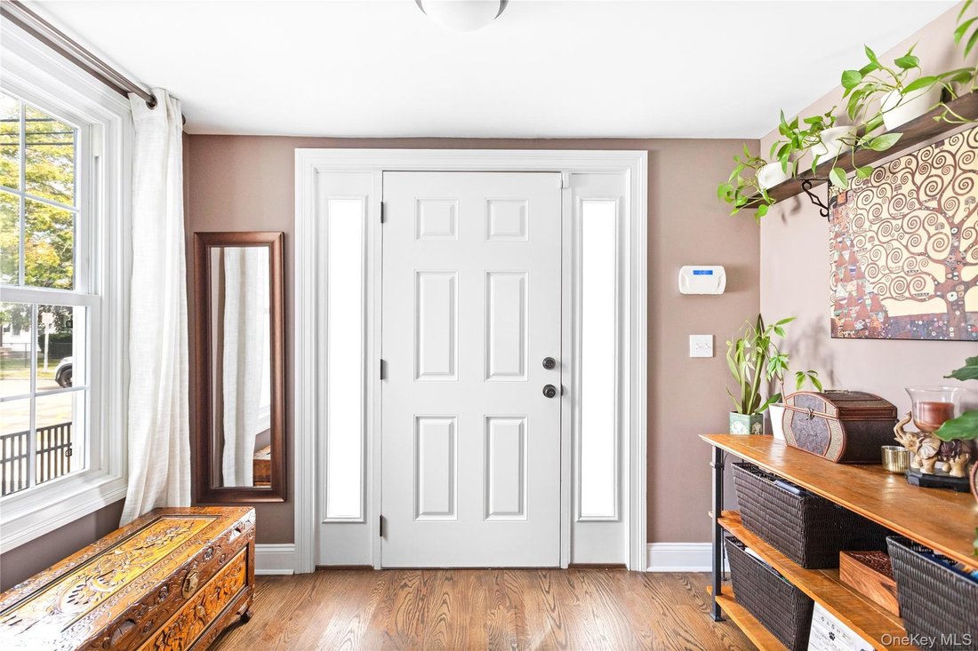 House in East Patchogue, New York, United States 3 - 16980020
